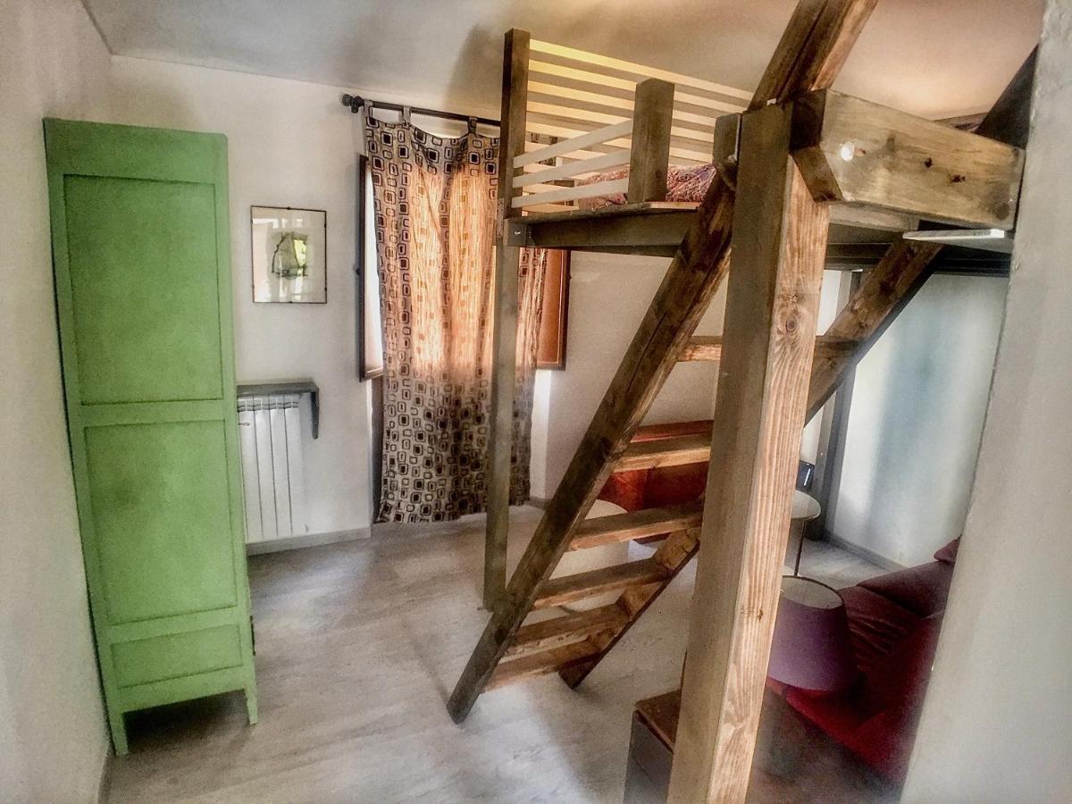 Appartamento In Tranquillo Borgo Vicino Al Centro Turim Exterior foto